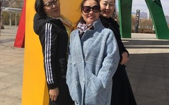 晚上又叫又疼的打扑克